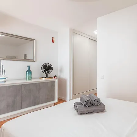 Costa - Vista Mar * Caniço